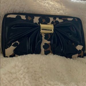 Betsy Johnson cheetah print big bow wallet
